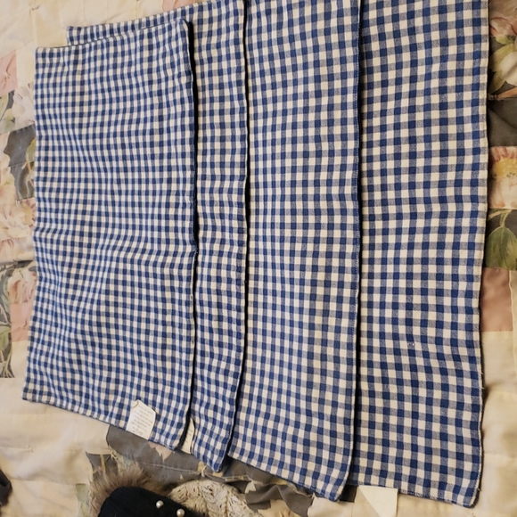 FREE WITH PURCHASE   Denim placemats - Picture 2 of 6